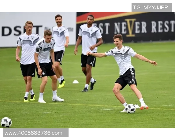 德国足球明星齐聚一堂展现团队精神与竞技魅力