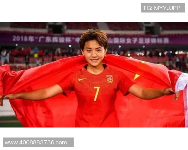 短发发型的足球明星女性展现个性与力量的完美结合